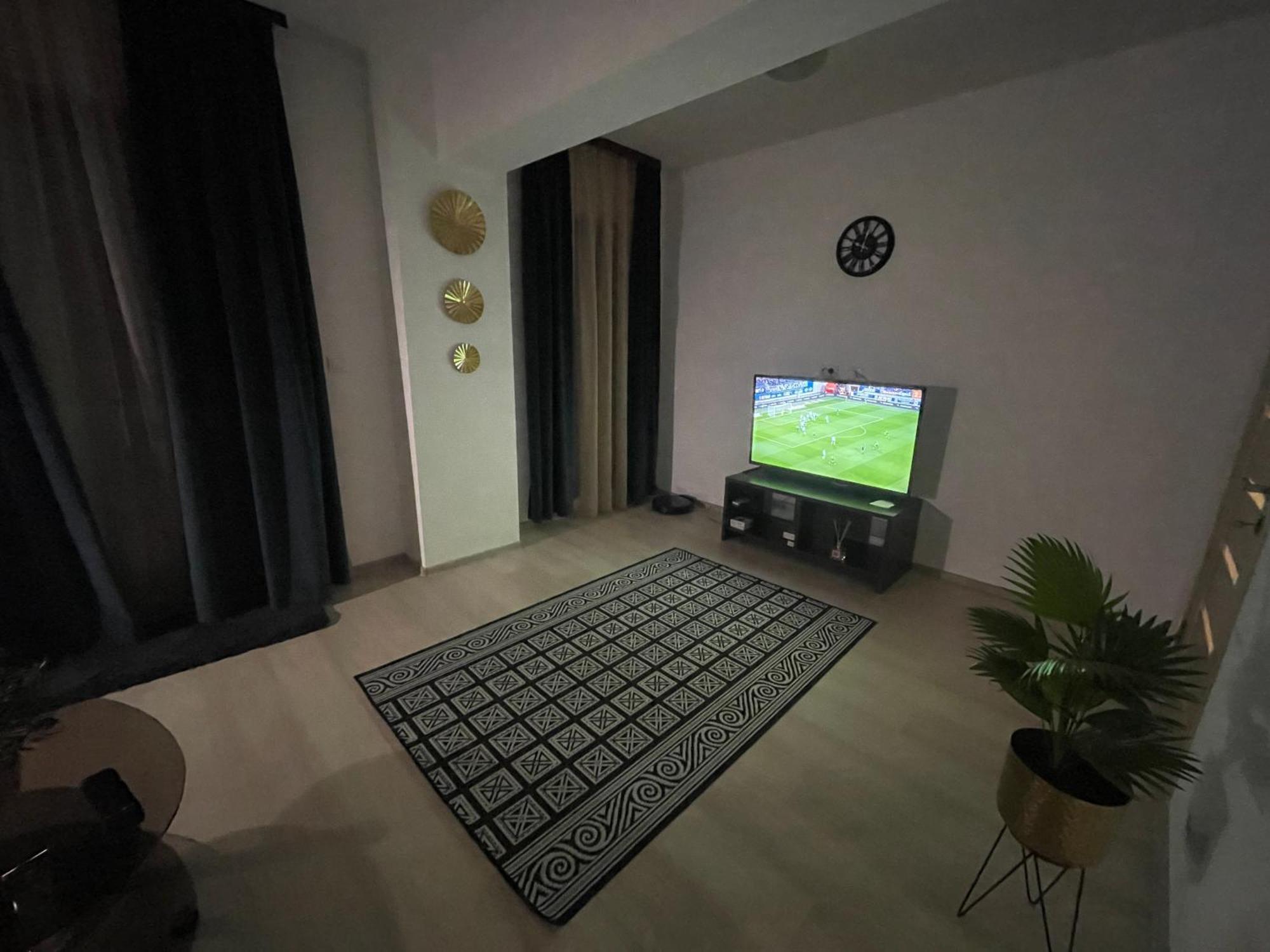 Urban Nest- Apartament Cu 2 Camere, Aproape De Iulius Mall Iasi Eksteriør billede